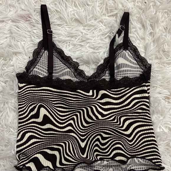 Brown zebra print top - Picture 2 of 2